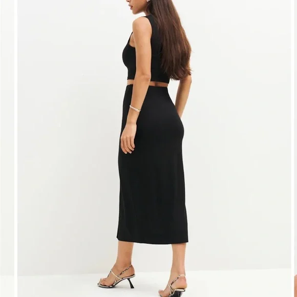 Rylan Knit Two Piece - Picture 2 of 6